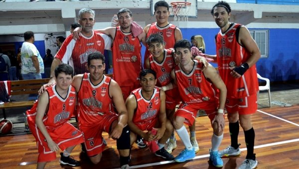 Unión Rojo empata la serie de play-off semifinal al vencer a AGDA